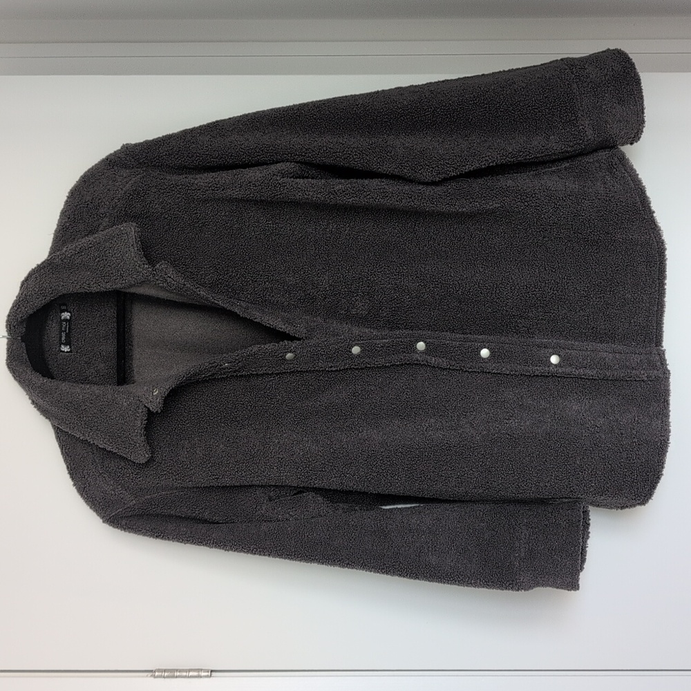 Women's C'est Moi Sherpa Cozy Grey Button-Up Jacket